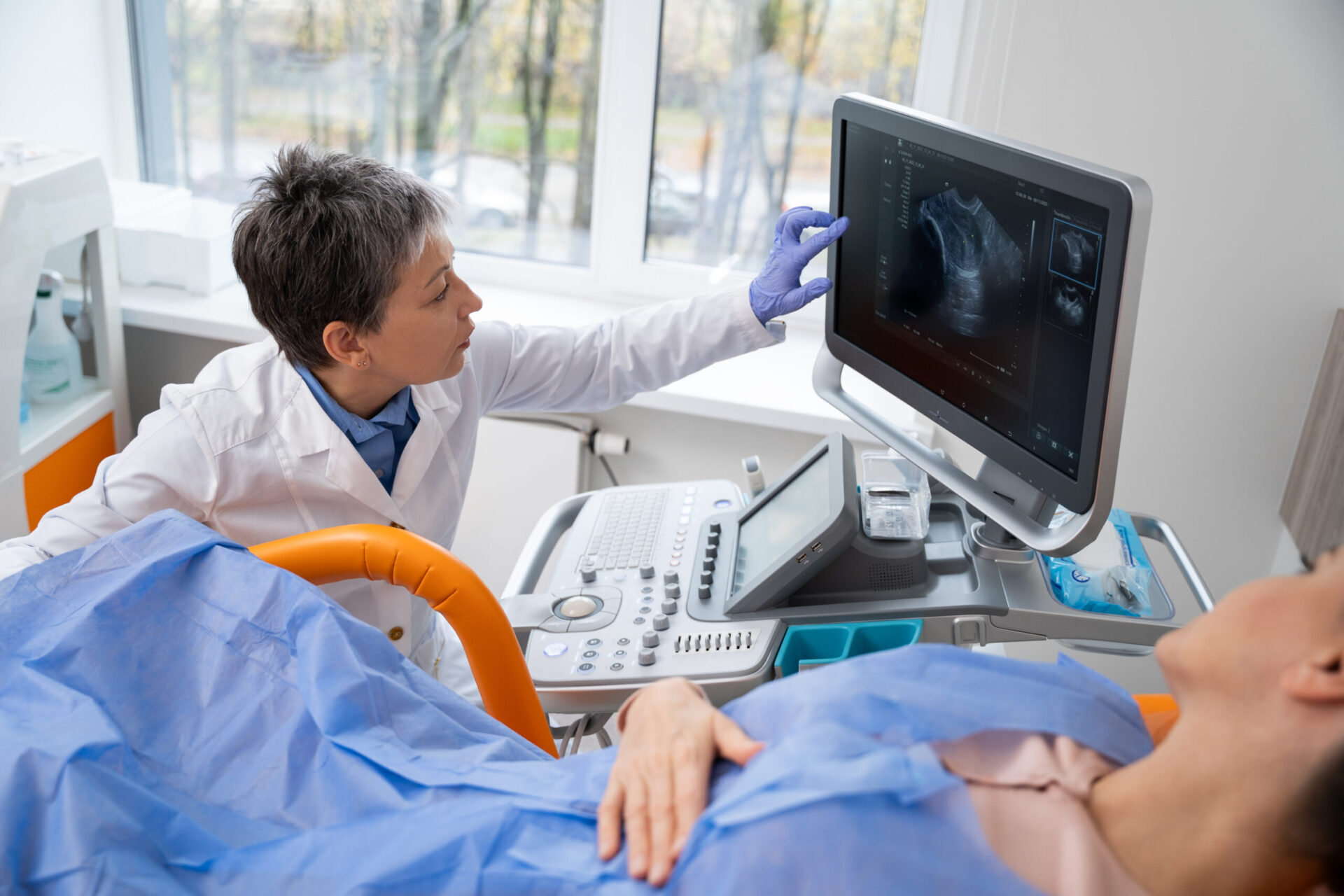 Transvaginālā ultrasonogrāfija Rīgas 1. slimnīcā ginekoloģiskai diagnostikai