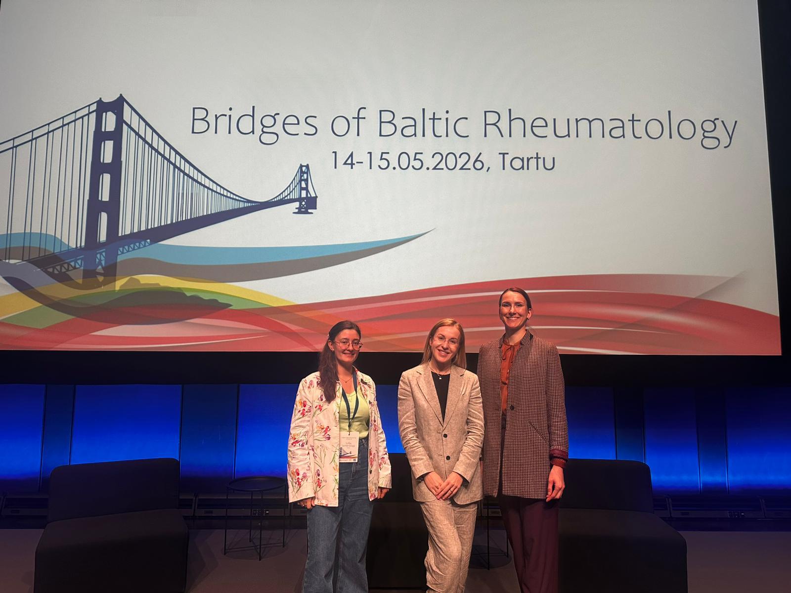 ārsti reimatologi dr. Sofija Semenistaja un dr. Ilva Bikanova, kā arī ārsts internists dr. Agnese Elksniņa-Finogejeva.